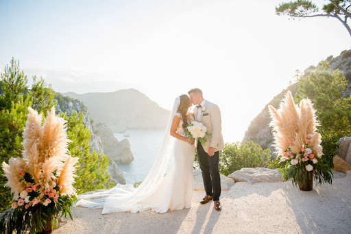 Ещё одна семья Ещё одна семья